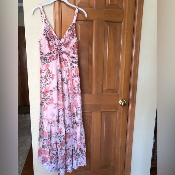 Hemant & Nandita Tiered Ruffle Floral Midi Dress - Peach Floral - Picture 10 of 11